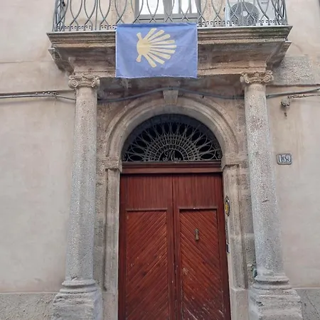 Santiago Guest house *